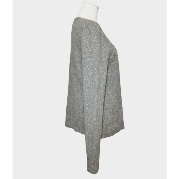 Banana Republic Gray Luxury Winter Wool Angora Blend Sweater Large Preppy - Picture 3 of 5